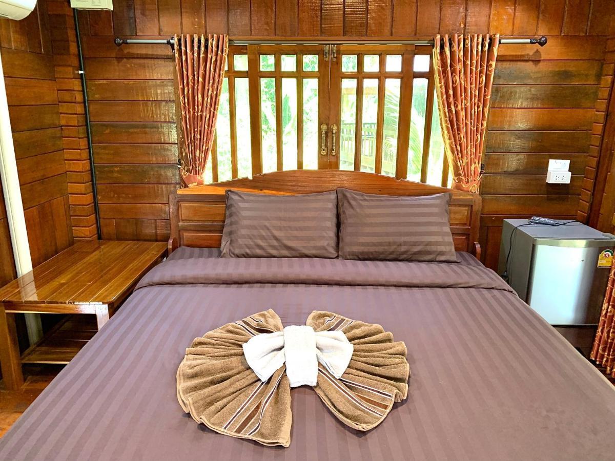 Kohkoodfarmstay Ko Kut Exterior foto
