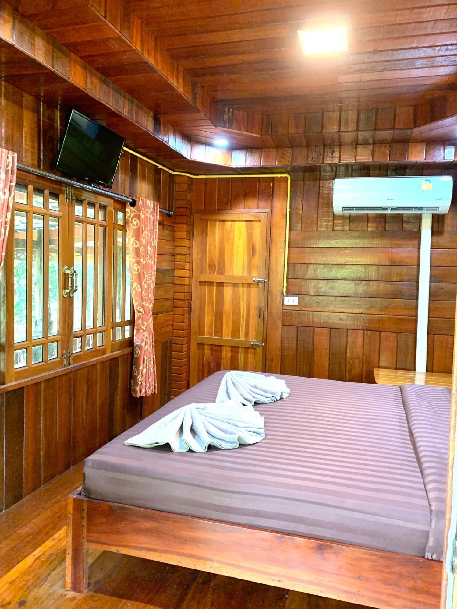 Kohkoodfarmstay Ko Kut Exterior foto